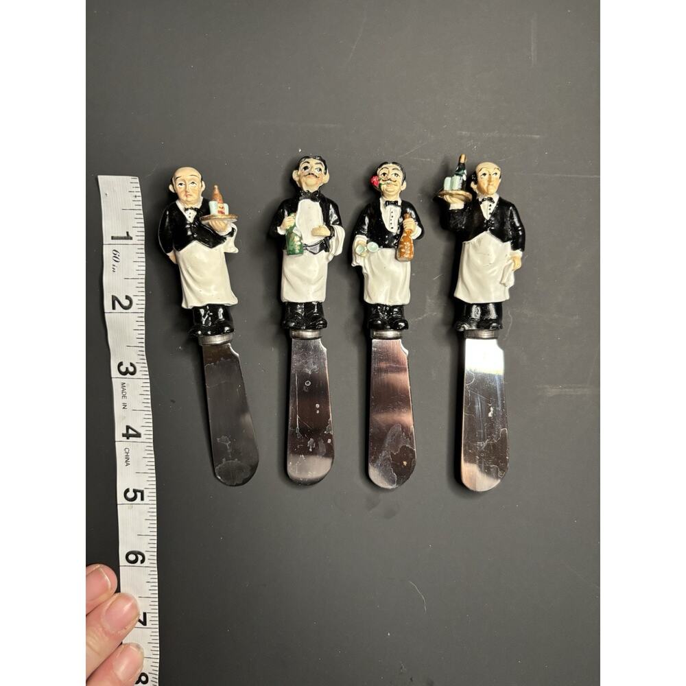 Boston Warehouse Waiter Theme Cheese Spreaders Set of 4 Stainless Steel, Resin